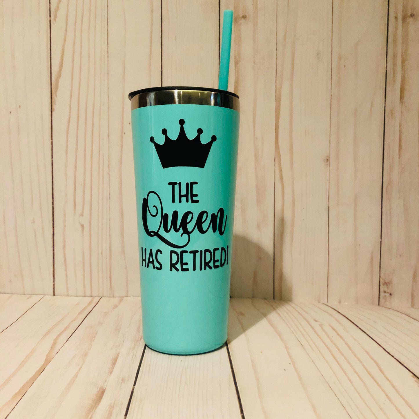 Retirement Gift for Women, Retirement Tumbler, The Queen Has Retired Tumbler, Retirement 22oz Tumbler, TEACHER Retirement, Retired Gift Mom